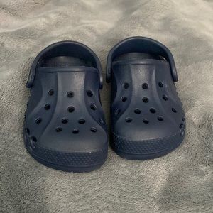 Toddler crocs